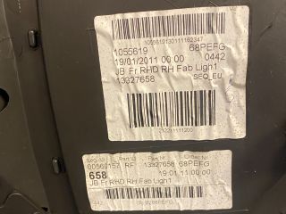 bontott OPEL INSIGNIA Jobb első Ajtó Kárpit