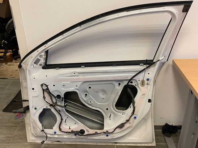 bontott OPEL INSIGNIA Jobb első Ajtó (Üres lemez)