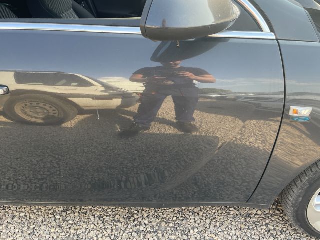 bontott OPEL INSIGNIA Jobb első Ajtó (Üres lemez)