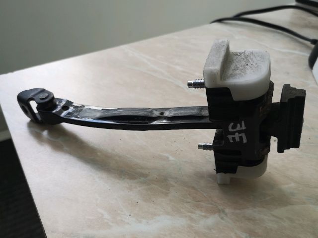 bontott OPEL INSIGNIA Jobb első Ajtóhatároló