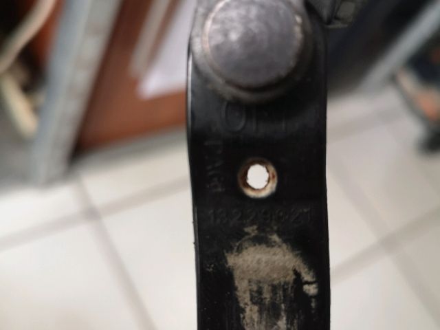 bontott OPEL INSIGNIA Jobb első Ajtóhatároló