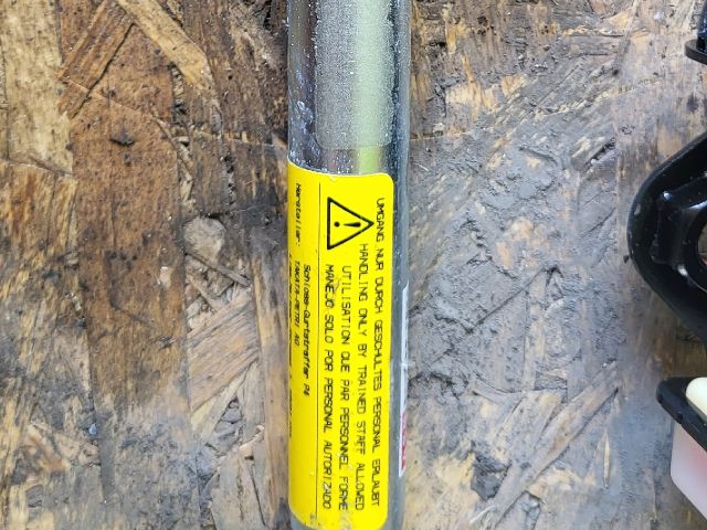 bontott OPEL INSIGNIA Jobb első Biztonsági Öv