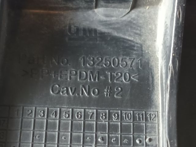 bontott OPEL INSIGNIA Jobb első Lökhárító Tartó (Műanyag)