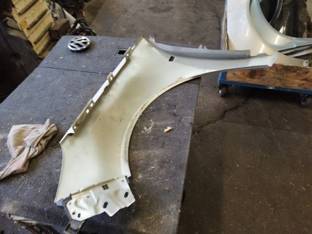 bontott OPEL INSIGNIA Jobb első Sárvédő