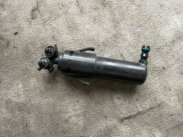 bontott OPEL INSIGNIA Jobb Fényszórómosó Fúvóka