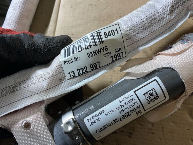 bontott OPEL INSIGNIA Jobb Függönylégzsák és Oldallégzsák