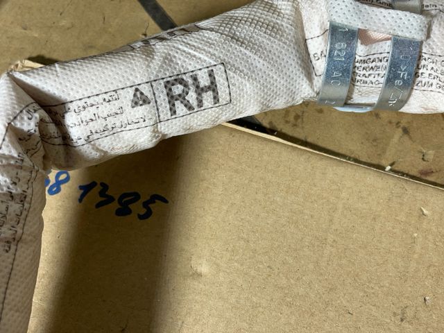 bontott OPEL INSIGNIA Jobb Függönylégzsák és Oldallégzsák