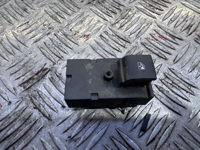 bontott OPEL INSIGNIA Jobb hátsó Ablakemelő Kapcsoló