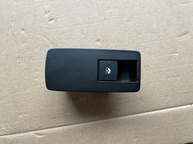 bontott OPEL INSIGNIA Jobb hátsó Ablakemelő Kapcsoló