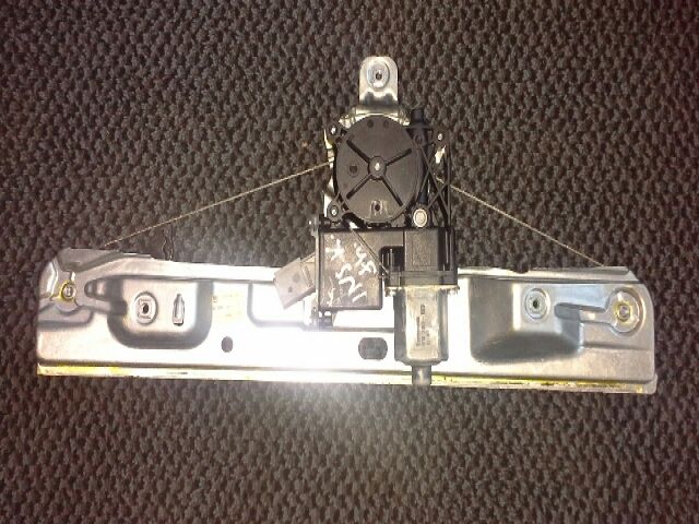 bontott OPEL INSIGNIA Jobb hátsó Ablakemelő Szerkezet (Elektromos)