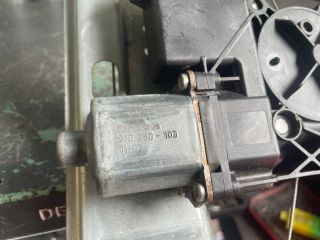 bontott OPEL INSIGNIA Jobb hátsó Ablakemelő Szerkezet (Elektromos)