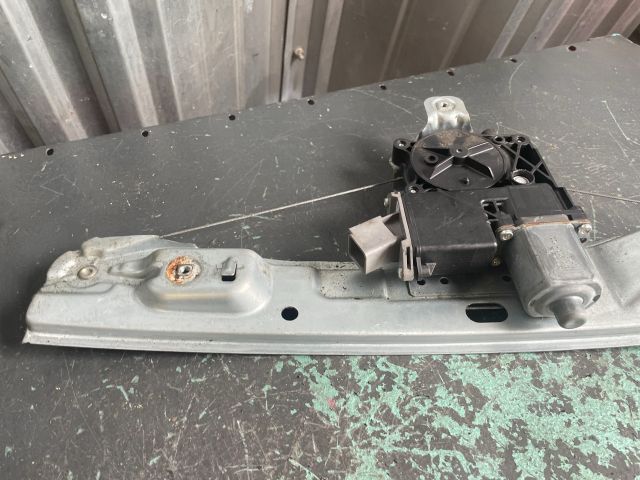 bontott OPEL INSIGNIA Jobb hátsó Ablakemelő Szerkezet (Elektromos)