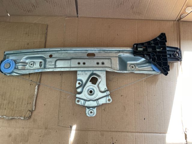 bontott OPEL INSIGNIA Jobb hátsó Ablakemelő Szerkezet (Elektromos)