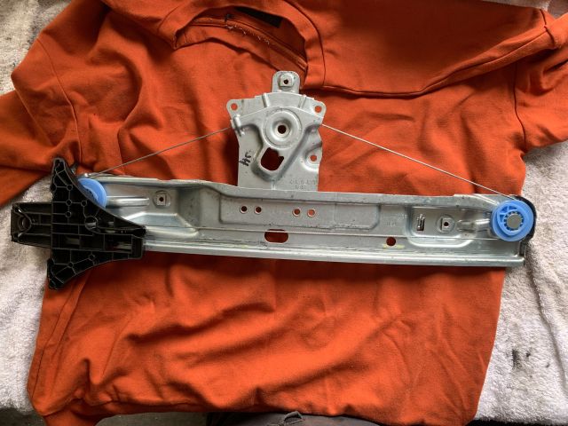 bontott OPEL INSIGNIA Jobb hátsó Ablakemelő Szerkezet (Elektromos)