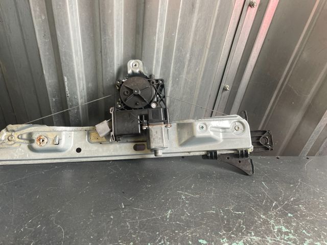 bontott OPEL INSIGNIA Jobb hátsó Ablakemelő Szerkezet (Elektromos)