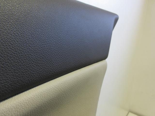 bontott OPEL INSIGNIA Jobb hátsó Ajtó Kárpit