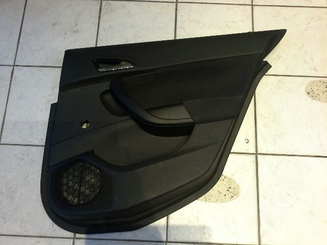 bontott OPEL INSIGNIA Jobb hátsó Ajtó Kárpit