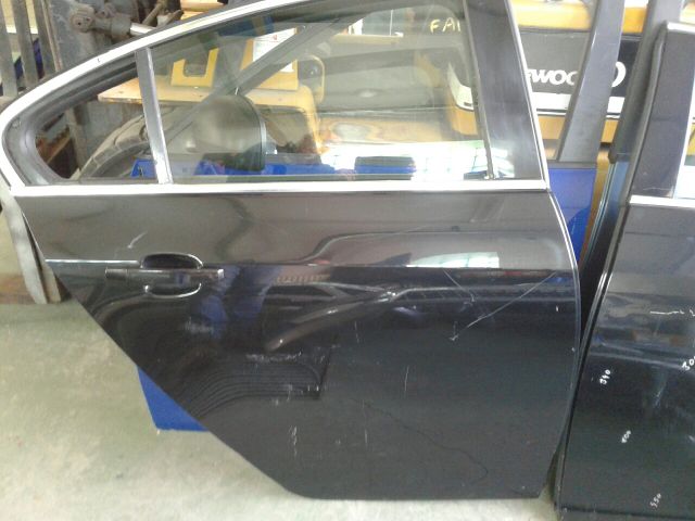 bontott OPEL INSIGNIA Jobb hátsó Ajtó Kárpit