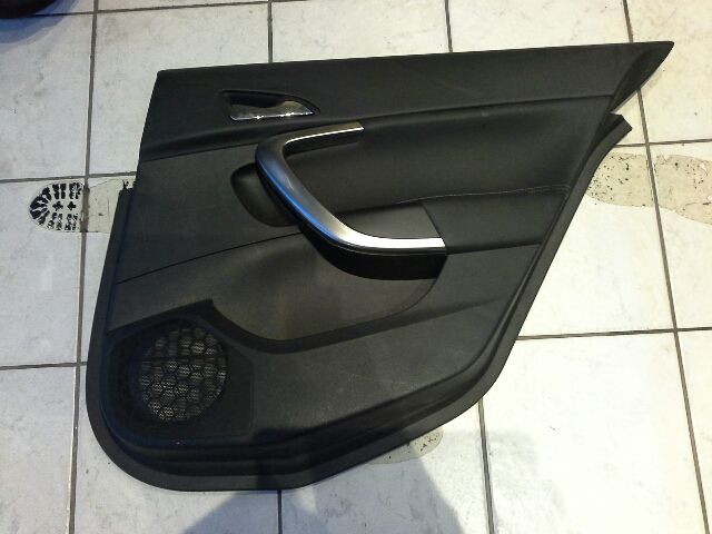 bontott OPEL INSIGNIA Jobb hátsó Ajtó Kárpit