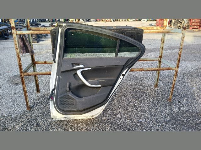 bontott OPEL INSIGNIA Jobb hátsó Ajtó (Részeivel)