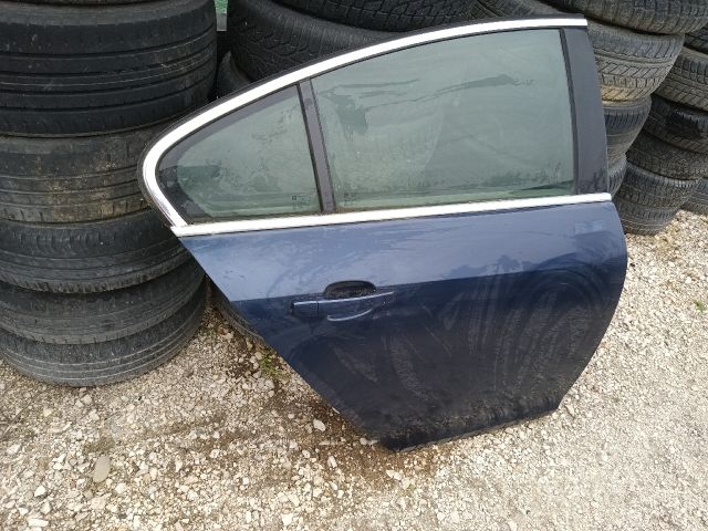 bontott OPEL INSIGNIA Jobb hátsó Ajtó (Részeivel)