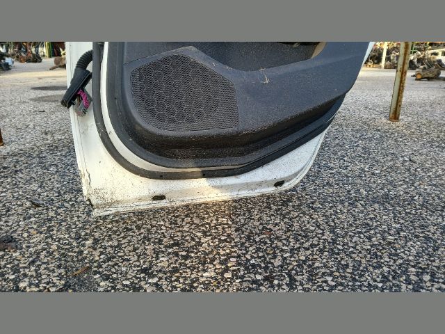 bontott OPEL INSIGNIA Jobb hátsó Ajtó (Részeivel)