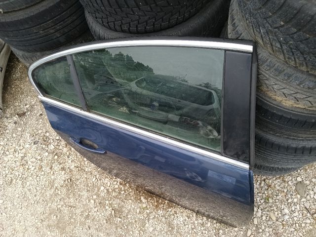 bontott OPEL INSIGNIA Jobb hátsó Ajtó (Részeivel)