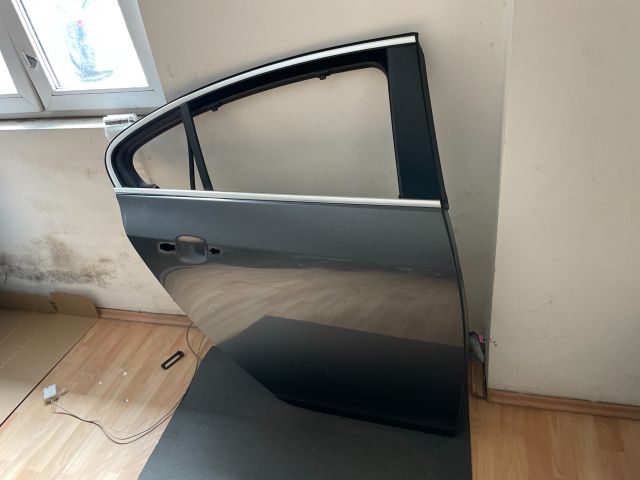 bontott OPEL INSIGNIA Jobb hátsó Ajtó (Üres lemez)