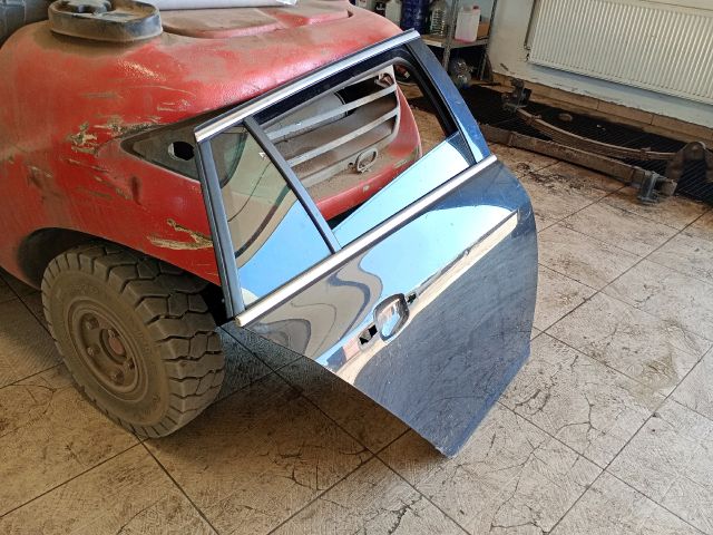 bontott OPEL INSIGNIA Jobb hátsó Ajtó (Üres lemez)