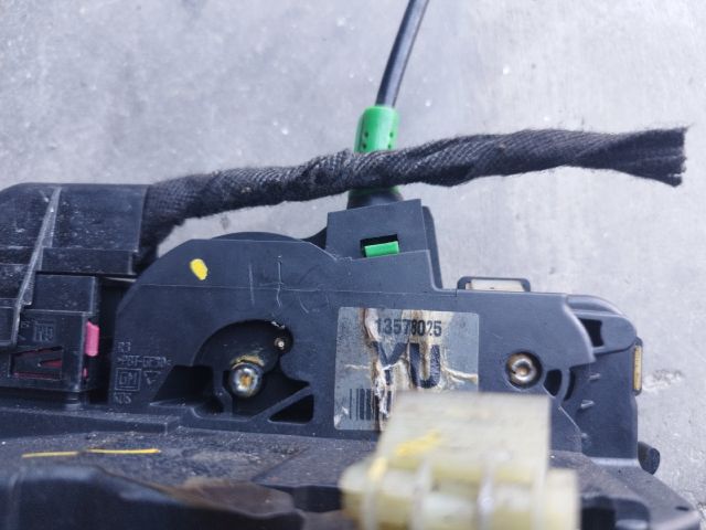 bontott OPEL INSIGNIA Jobb hátsó Ajtózár