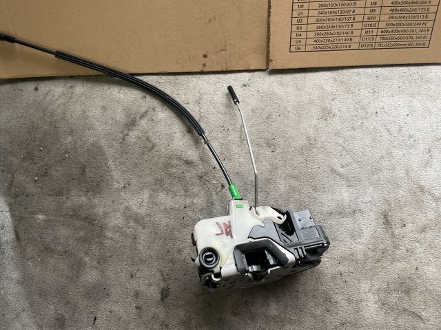 bontott OPEL INSIGNIA Jobb hátsó Ajtózár