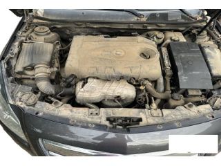 bontott OPEL INSIGNIA Jobb hátsó Dobbetét (Kerékjárati, Műanyag)