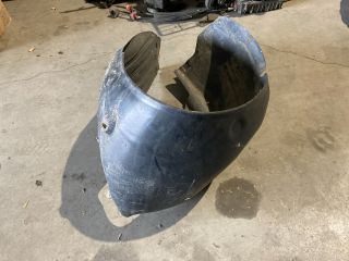 bontott OPEL INSIGNIA Jobb hátsó Dobbetét (Kerékjárati, Műanyag)