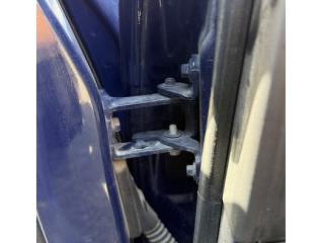 bontott OPEL INSIGNIA Jobb hátsó Felső Zsanér