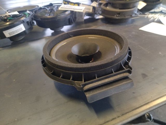 bontott OPEL INSIGNIA Jobb hátsó Hangszóró