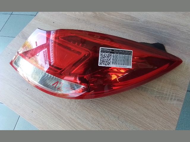 bontott OPEL INSIGNIA Jobb Hátsó Lámpa