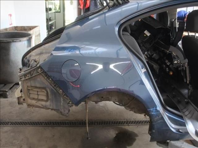 bontott OPEL INSIGNIA Jobb hátsó Sárvédő