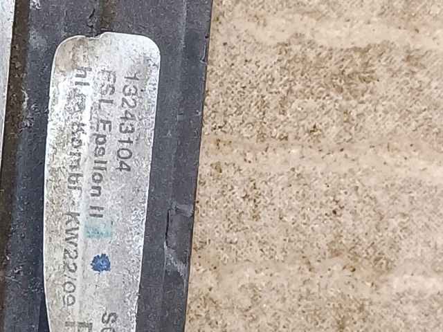 bontott OPEL INSIGNIA Jobb hátsó Vízlehúzó Gumicsík