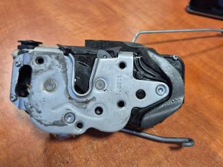 bontott OPEL INSIGNIA Jobb hátsó Zárbetét