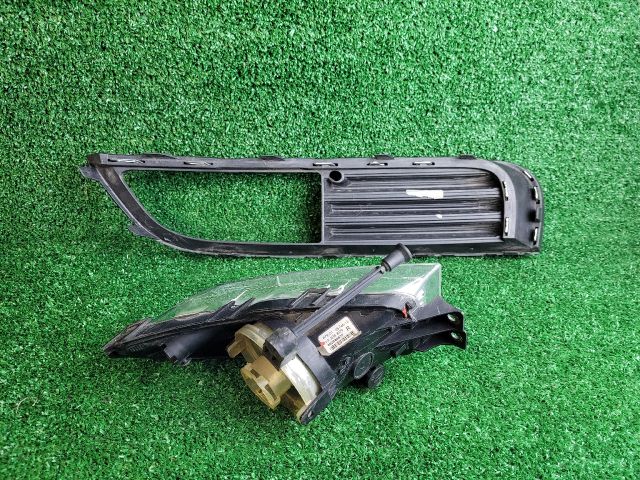 bontott OPEL INSIGNIA Jobb Ködfényszóró