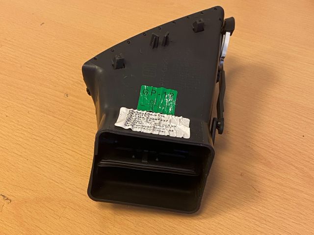 bontott OPEL INSIGNIA Jobb Szellőző