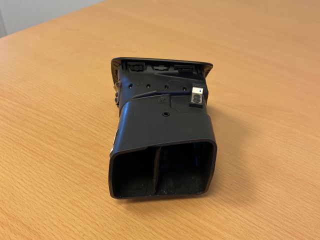 bontott OPEL INSIGNIA Jobb Szellőző