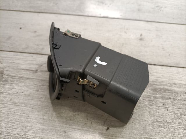 bontott OPEL INSIGNIA Jobb Szellőző