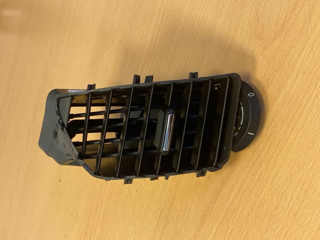 bontott OPEL INSIGNIA Jobb Szellőző