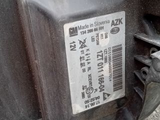 bontott OPEL INSIGNIA Jobb Xenon Fényszóró