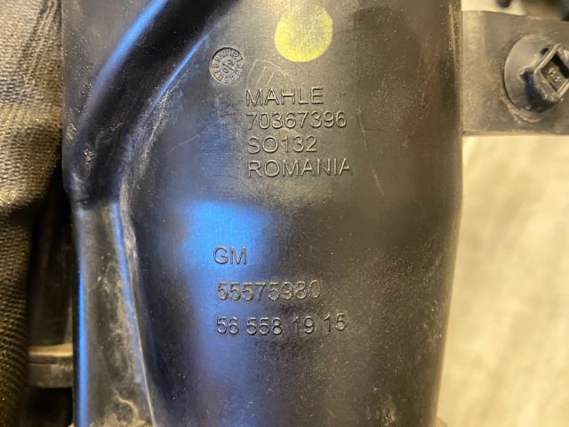 bontott OPEL INSIGNIA Kartergáz Visszavezető Ház