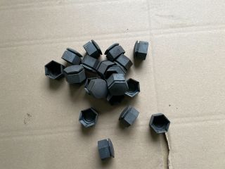 bontott OPEL INSIGNIA Kerék Csavar Szett