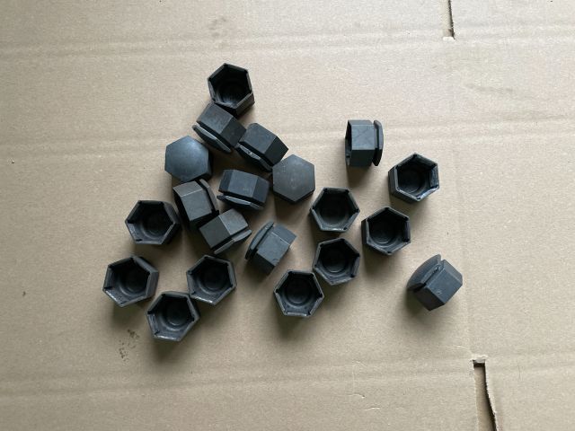 bontott OPEL INSIGNIA Kerék Csavar Szett