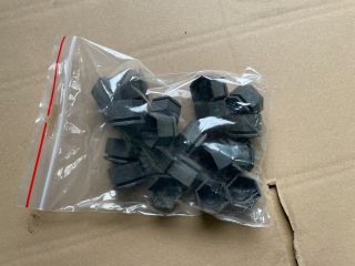 bontott OPEL INSIGNIA Kerék Csavar Szett