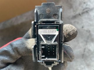 bontott OPEL INSIGNIA Kézifék Kapcsoló